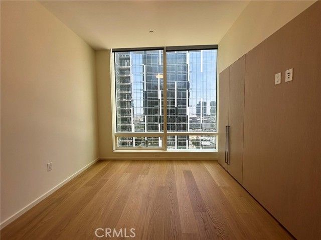 877 Francisco Street 1905, Los Angeles, CA 90017