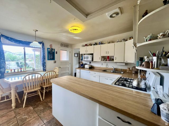 384 TUSHER ST, Moab, UT 84532