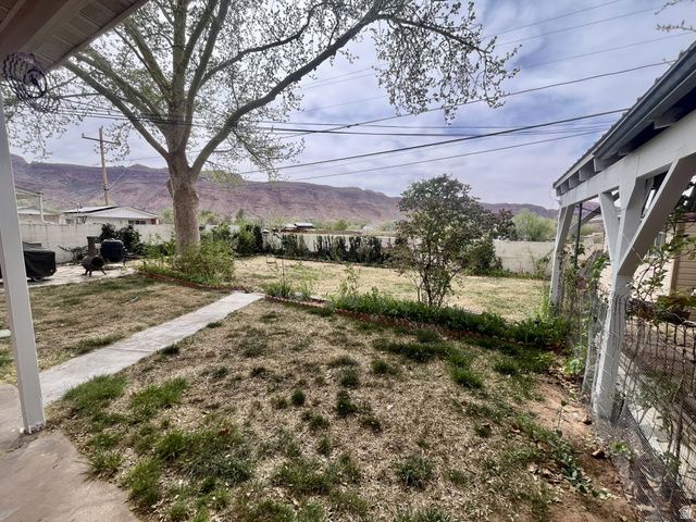 384 TUSHER ST, Moab, UT 84532