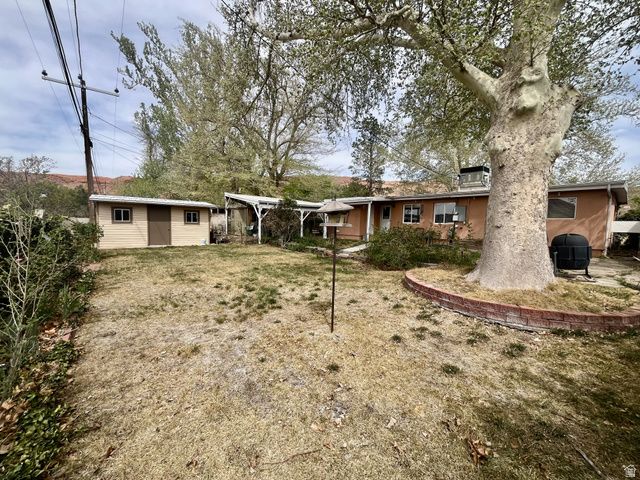 384 TUSHER ST, Moab, UT 84532