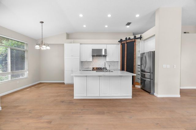 4220 Pinehurst, Stockton, CA 95219