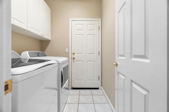 4220 Pinehurst, Stockton, CA 95219