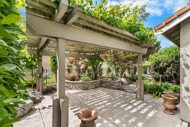 4220 Pinehurst, Stockton, CA 95219
