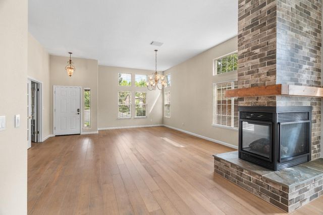 4220 Pinehurst, Stockton, CA 95219