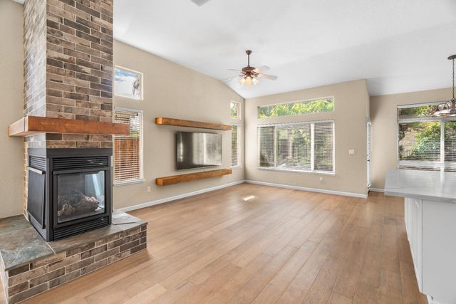 4220 Pinehurst, Stockton, CA 95219