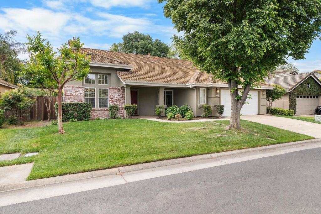 4220 Pinehurst, Stockton, CA 95219