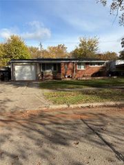 23245 Berkley Street, Oak Park, MI 48237