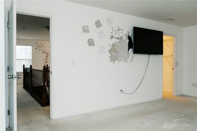 512 Reading Road, Dayton, OH 45404