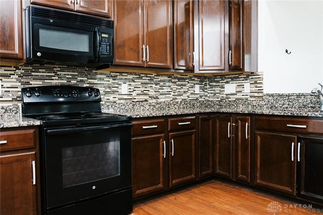 512 Reading Road, Dayton, OH 45404