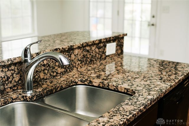 512 Reading Road, Dayton, OH 45404