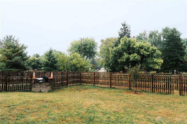 512 Reading Road, Dayton, OH 45404