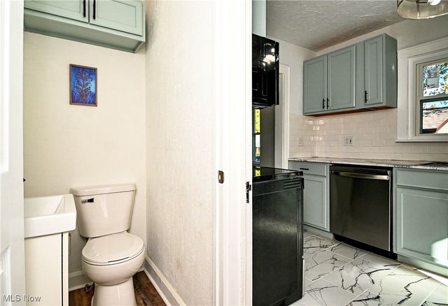 401 Madison Avenue, Ravenna, OH 44266