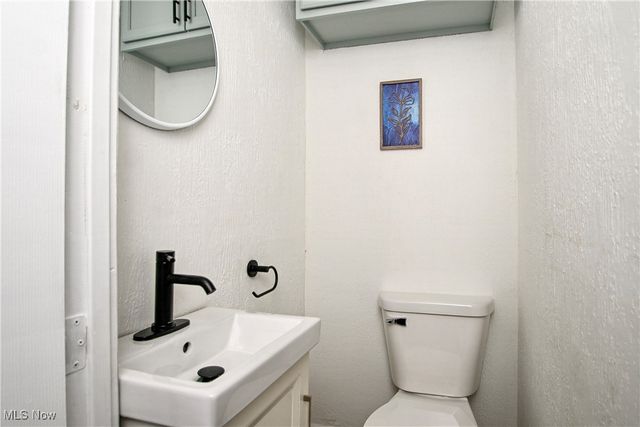 401 Madison Avenue, Ravenna, OH 44266