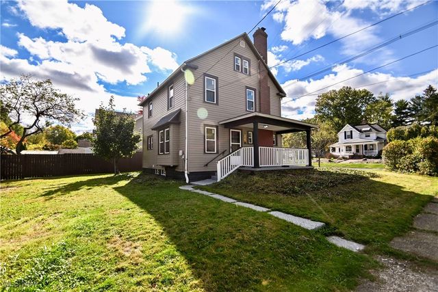 401 Madison Avenue, Ravenna, OH 44266