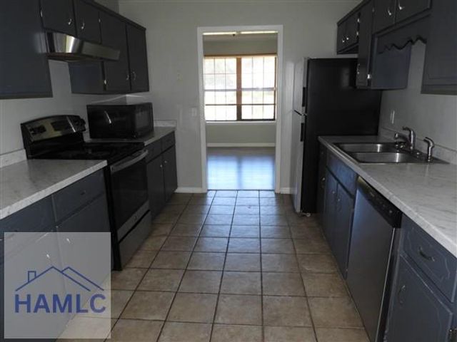 355 McCumber Drive, Allenhurst, GA 31301