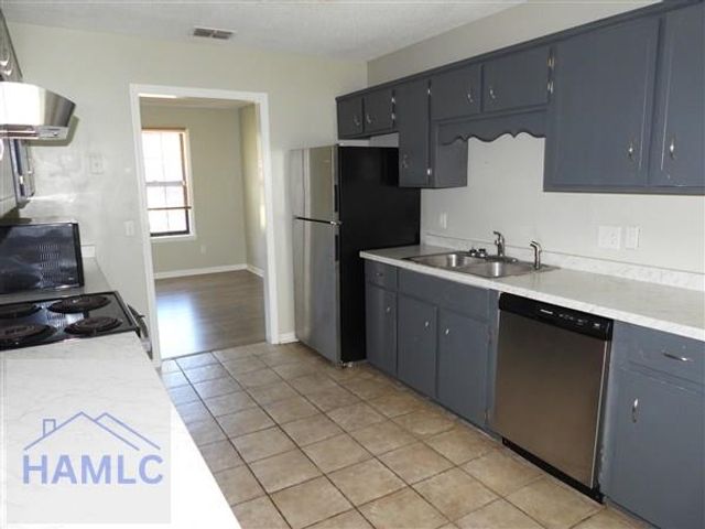 355 McCumber Drive, Allenhurst, GA 31301