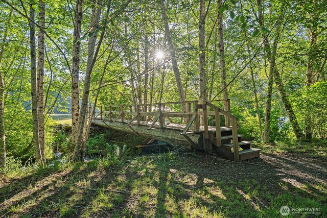 1052 E Mason Lake Drive W, Grapeview, WA 98546