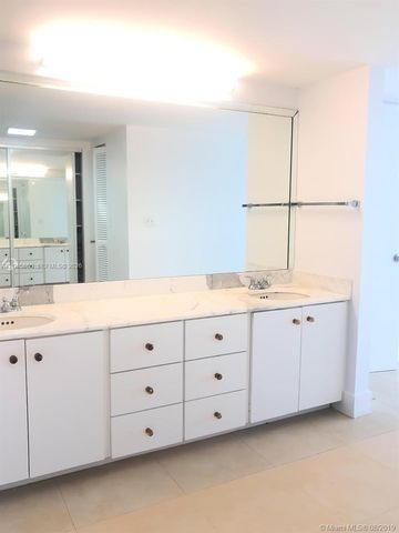 199 Ocean Lane Drive 505, Key Biscayne, FL 33149