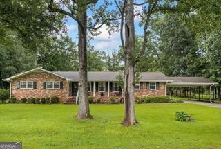 1368 White Oak Street SE, Conyers, GA 30013