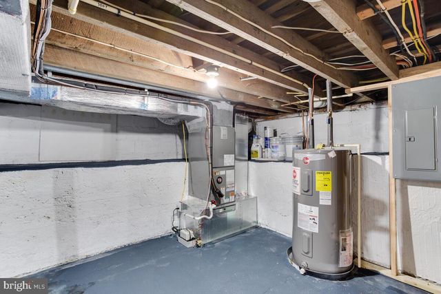 1227 TYLER AVE, Annapolis, MD 21403