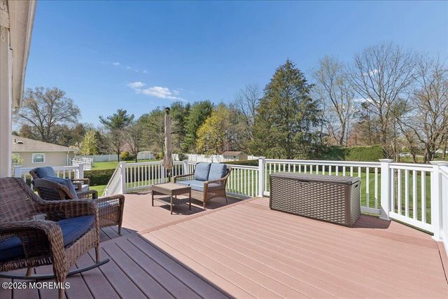 81 Kings Way, Freehold, NJ 07728