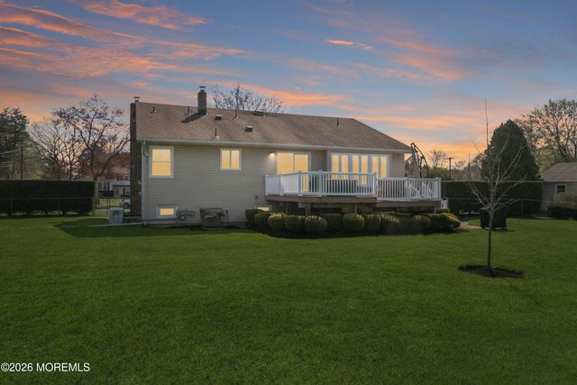 81 Kings Way, Freehold, NJ 07728