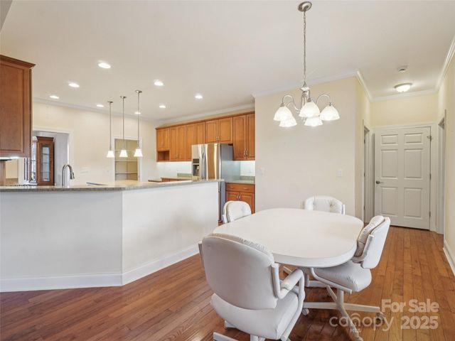 959 Silverglen Way, Hendersonville, NC 28792