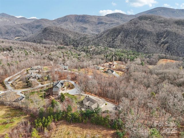 959 Silverglen Way, Hendersonville, NC 28792