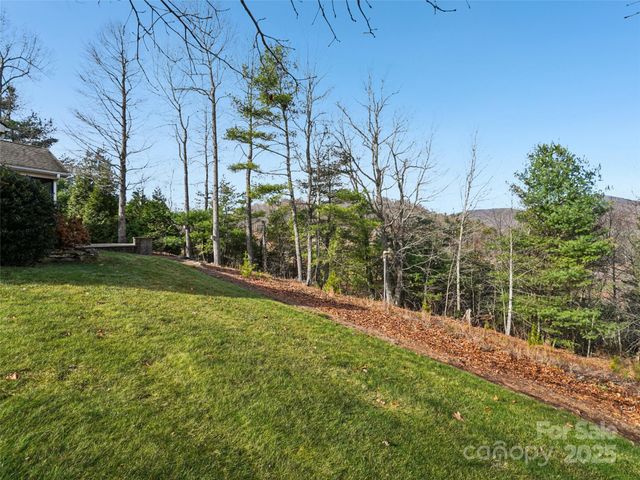 959 Silverglen Way, Hendersonville, NC 28792