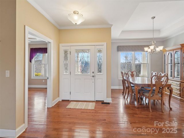 959 Silverglen Way, Hendersonville, NC 28792