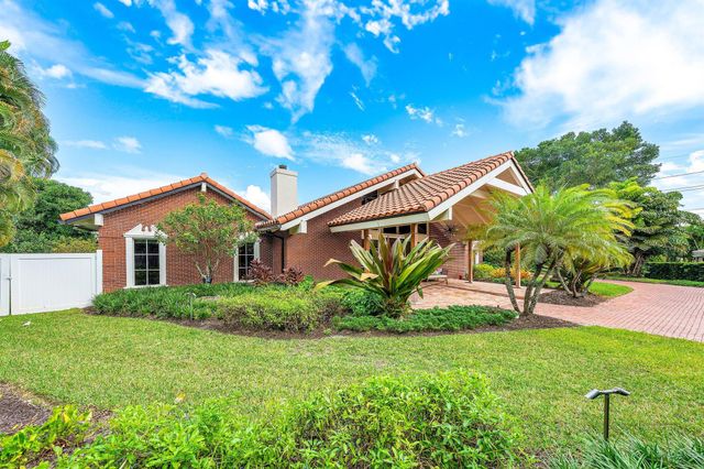 6641 Giralda Circle, Boca Raton, FL 33433
