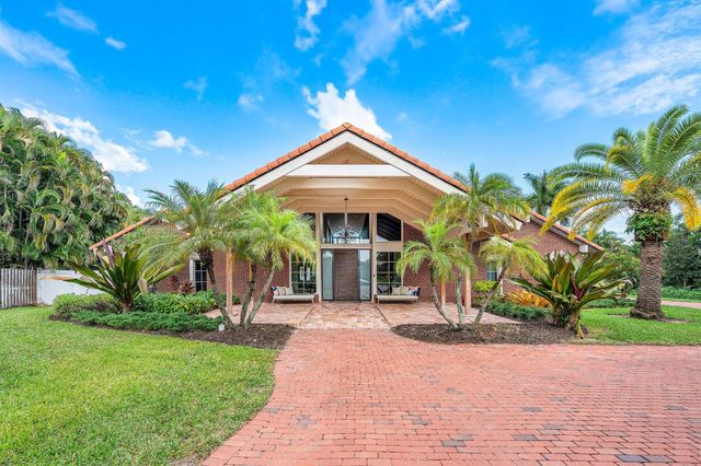 6641 Giralda Circle, Boca Raton, FL 33433