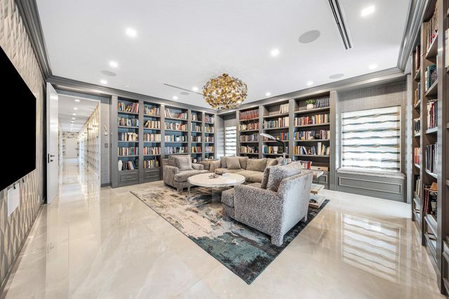 6641 Giralda Circle, Boca Raton, FL 33433