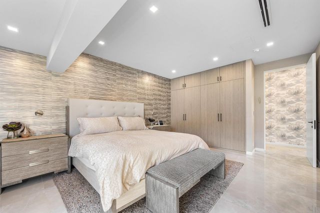 6641 Giralda Circle, Boca Raton, FL 33433