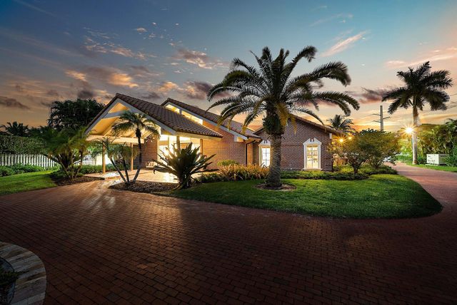 6641 Giralda Circle, Boca Raton, FL 33433