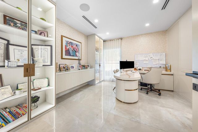 6641 Giralda Circle, Boca Raton, FL 33433