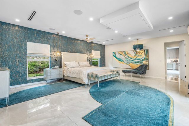 6641 Giralda Circle, Boca Raton, FL 33433