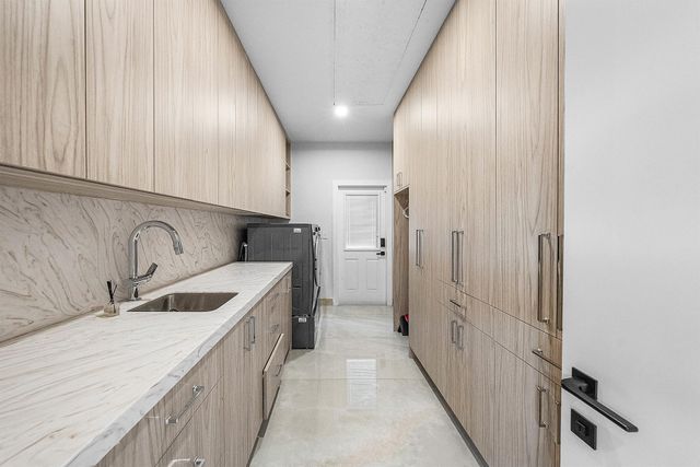 6641 Giralda Circle, Boca Raton, FL 33433