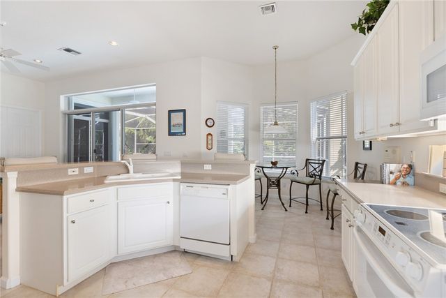 965 Island Club Square, Vero Beach, FL 32963