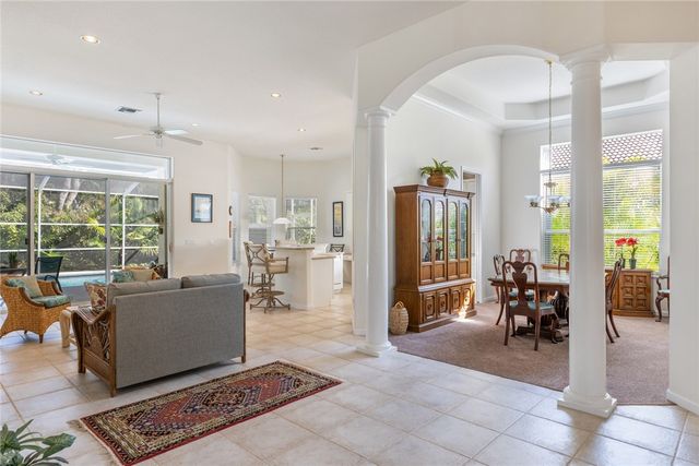 965 Island Club Square, Vero Beach, FL 32963