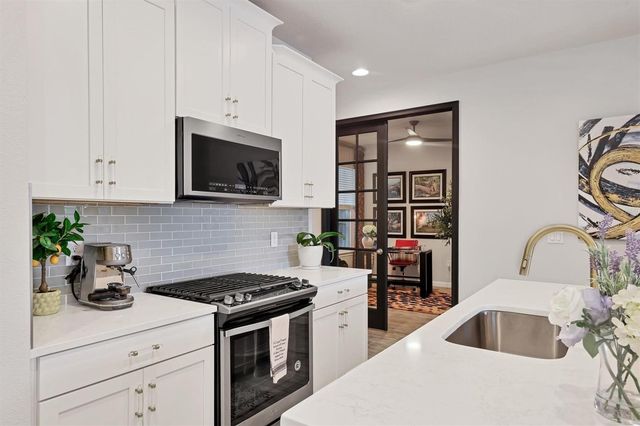 8733 RAIN SONG ROAD, Sarasota, FL 34238