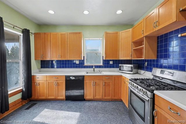 163 Norton Street, Pontiac, MI 48341