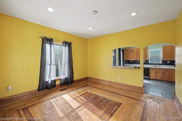 163 Norton Street, Pontiac, MI 48341