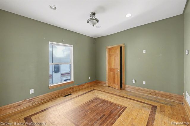 163 Norton Street, Pontiac, MI 48341