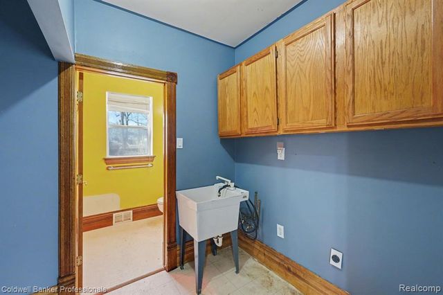 163 Norton Street, Pontiac, MI 48341