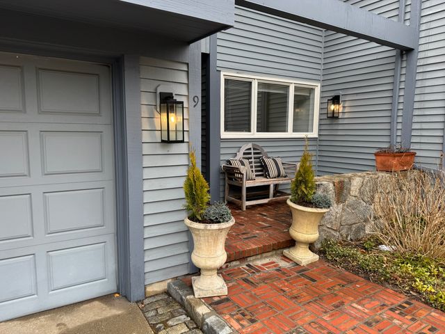 1 Island Drive 9, Norwalk, CT 06855