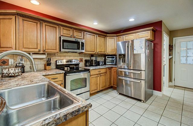 3090 Shaconage Trail, Sevierville, TN 37876