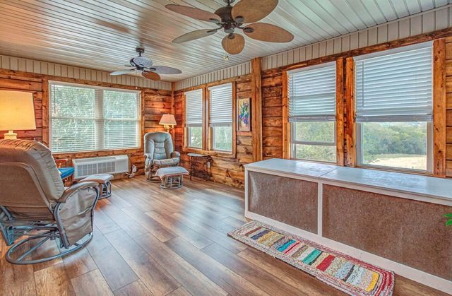 3090 Shaconage Trail, Sevierville, TN 37876