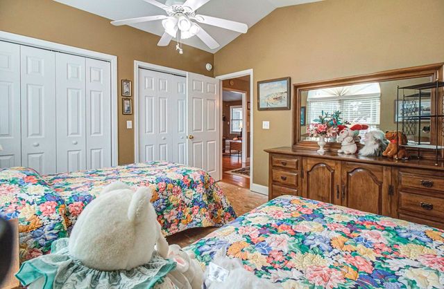 3090 Shaconage Trail, Sevierville, TN 37876