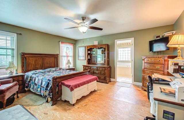 3090 Shaconage Trail, Sevierville, TN 37876